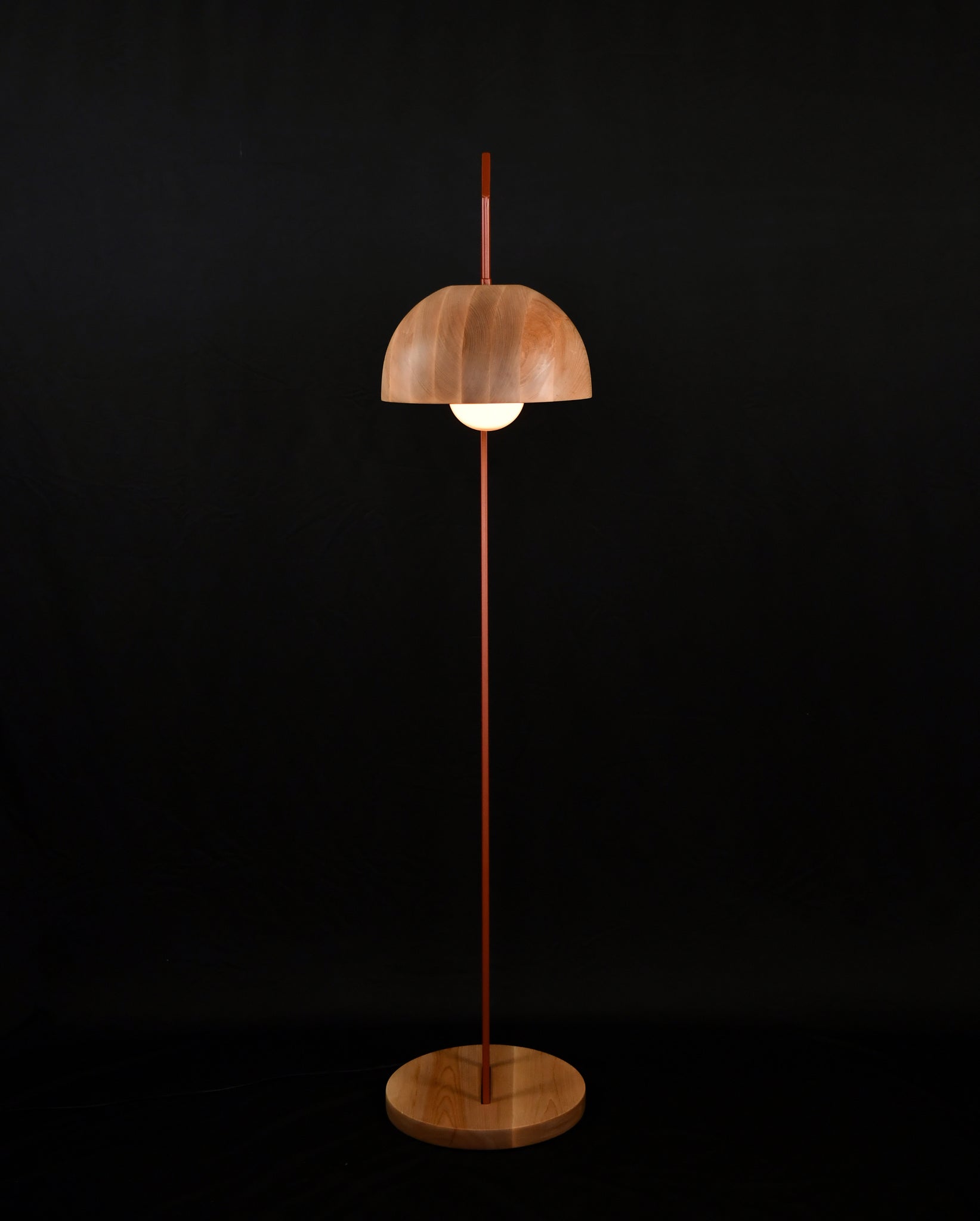 Lampe sur pied Stohl – Atelier Stōbben